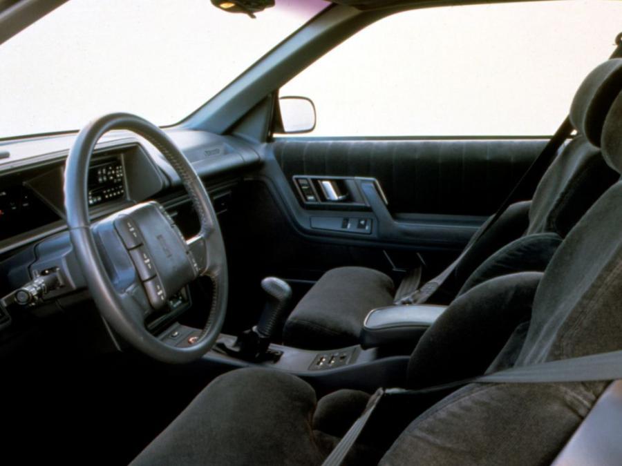  Oldsmobile Cutlass Supreme Coupe 1988 года  (фото 8 из 9)